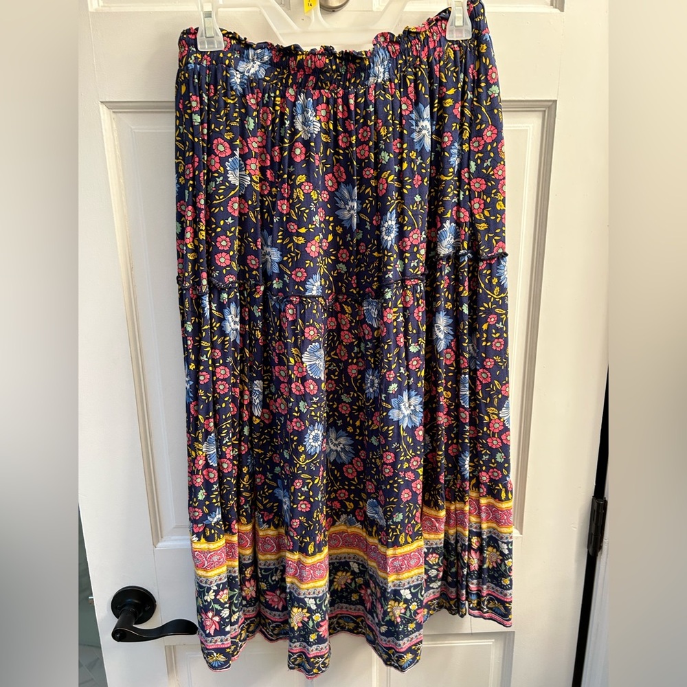 Blue floral printed maxi skirt